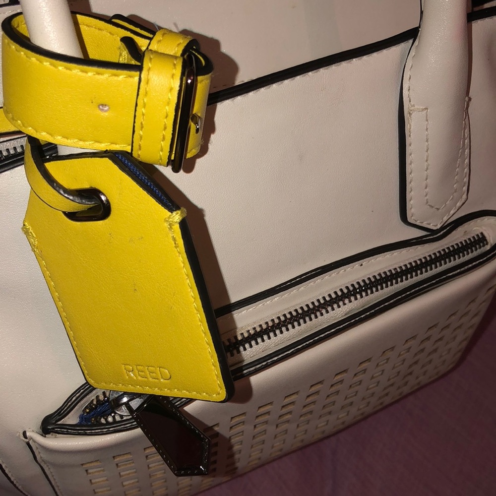 White Reed purse - Picture 2 of 7